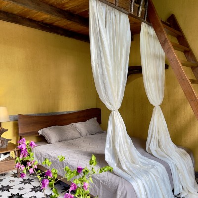 Phòng Jasmine - Hoa Nhài